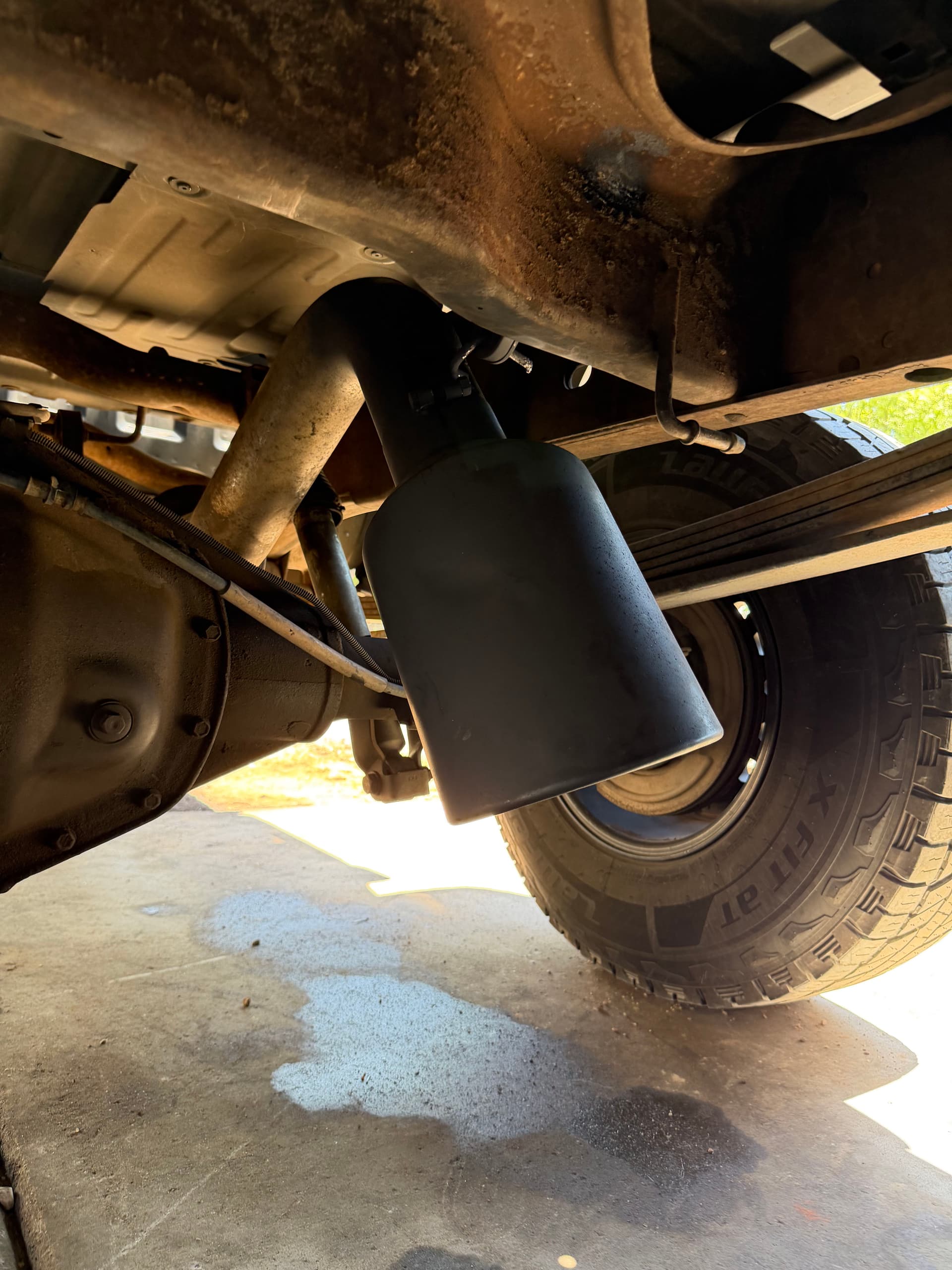 Gallery photos for Duramax Exhaust Repair with Axle Dump Modification: Image #3