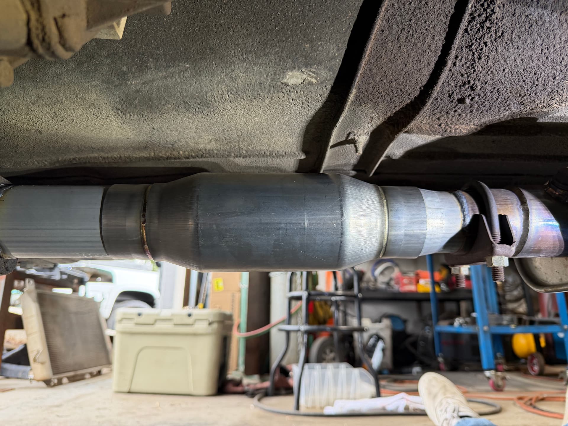 Jeep XJ Gets a Resonator Add-On and Fresh Battery Terminals image
