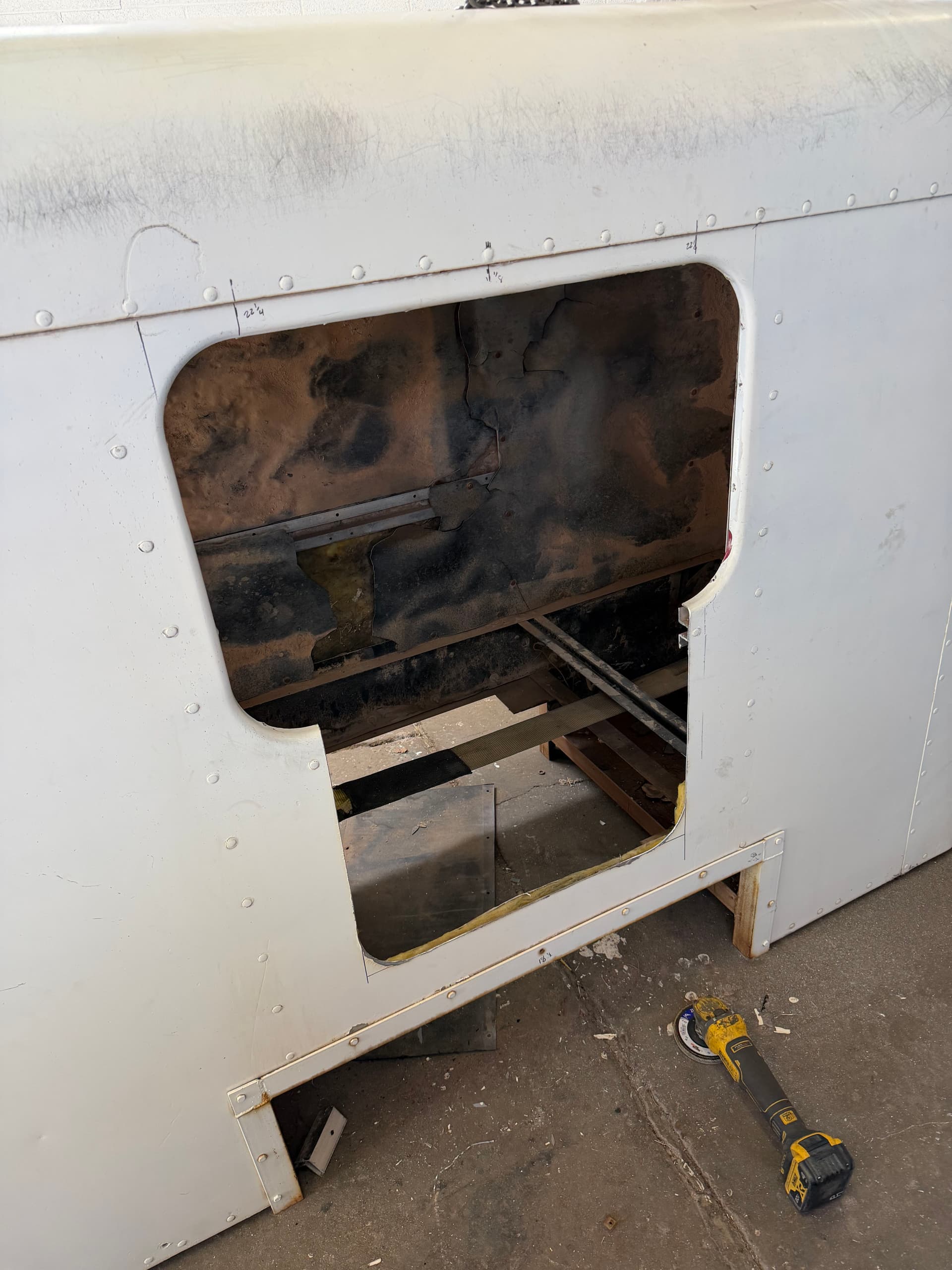 Gallery photos for Sleeper Cab Install Done Right - Frame Cleanup and Custom Fitment: Image #2