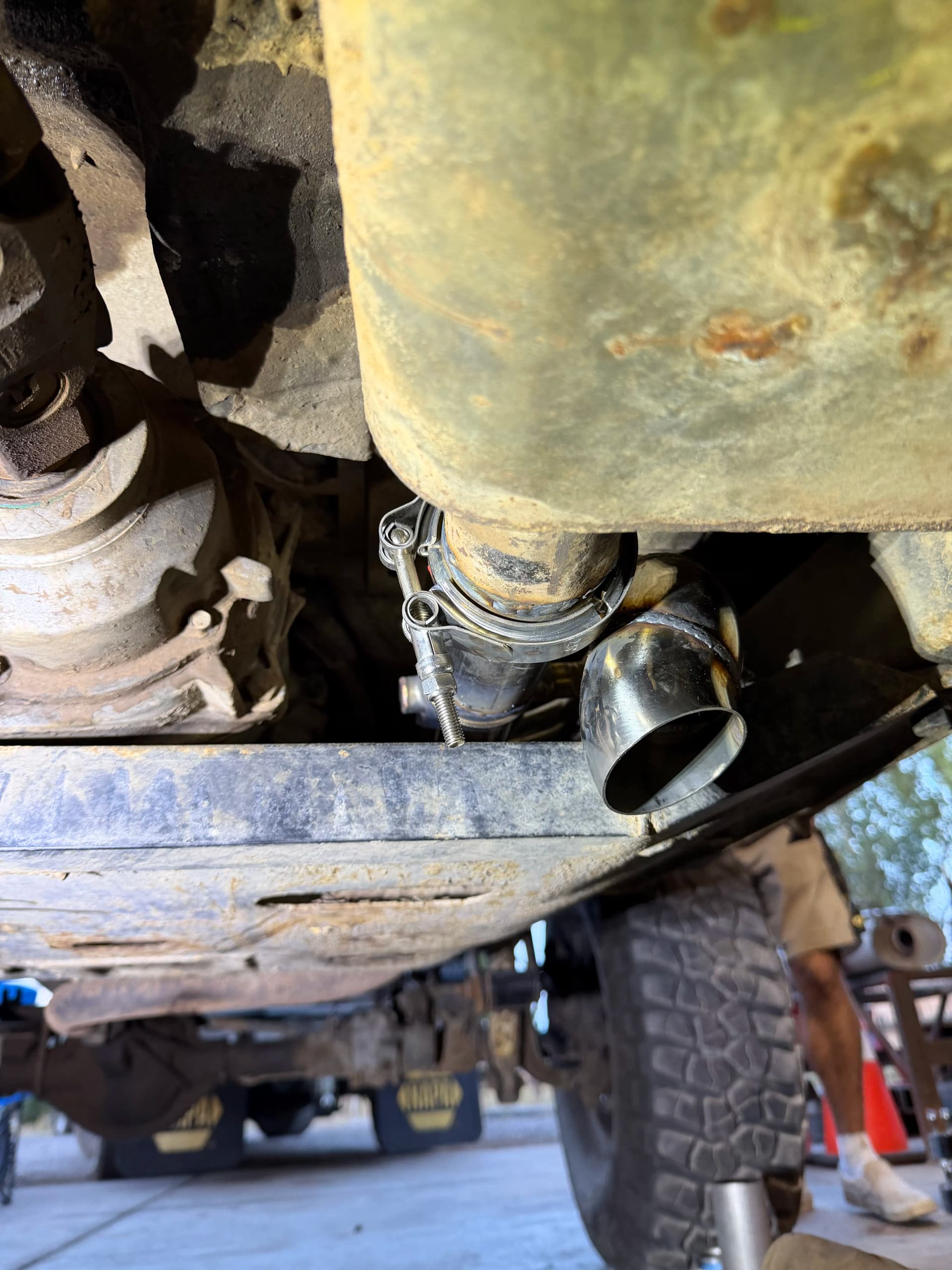 Gallery photos for Remote 2-Valve Exhaust Cutout Build on a 4.0 Jeep YJ: Image #2