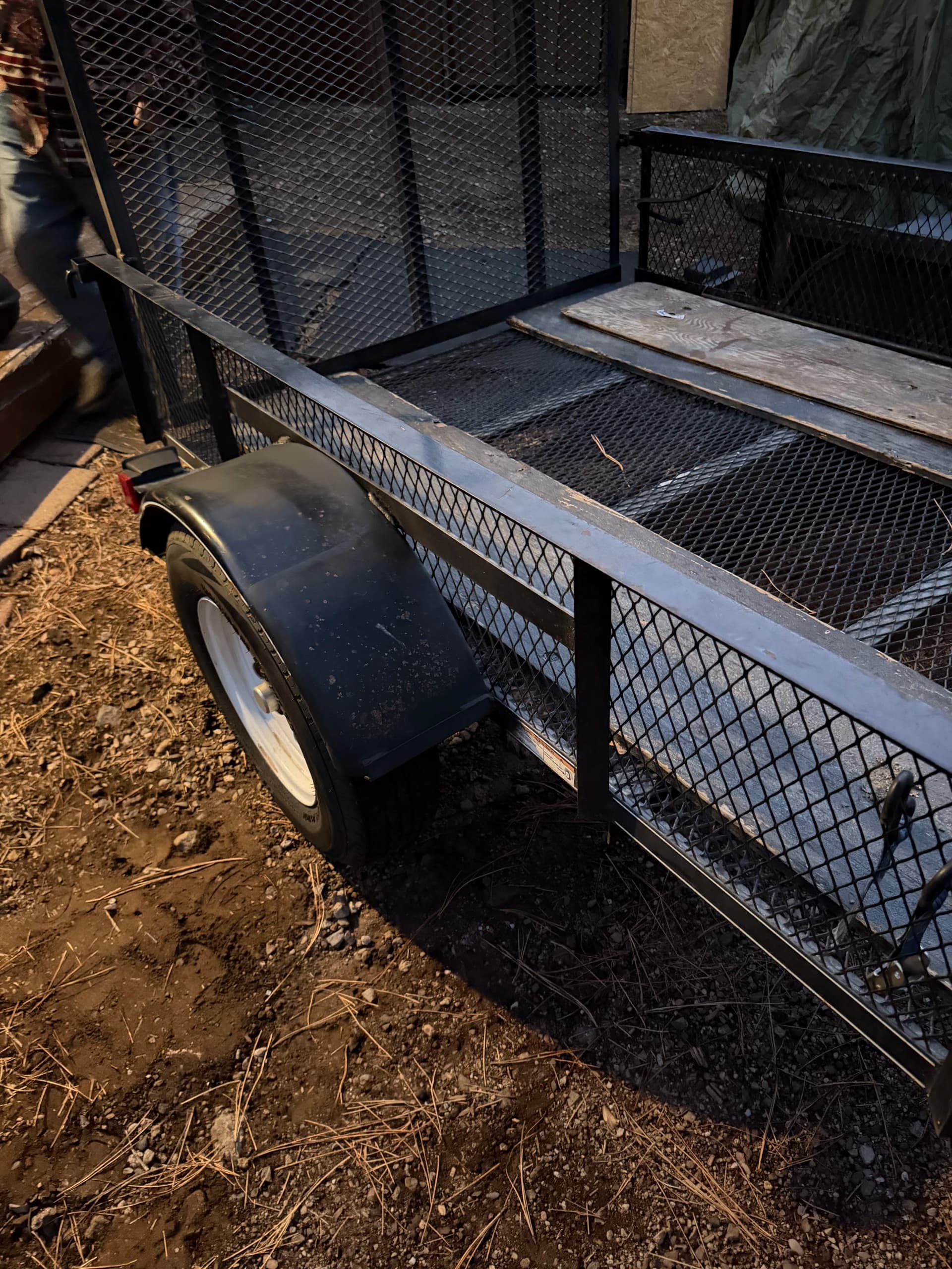 Trailer Fender Weld Repair Built to Handle the Long Haul