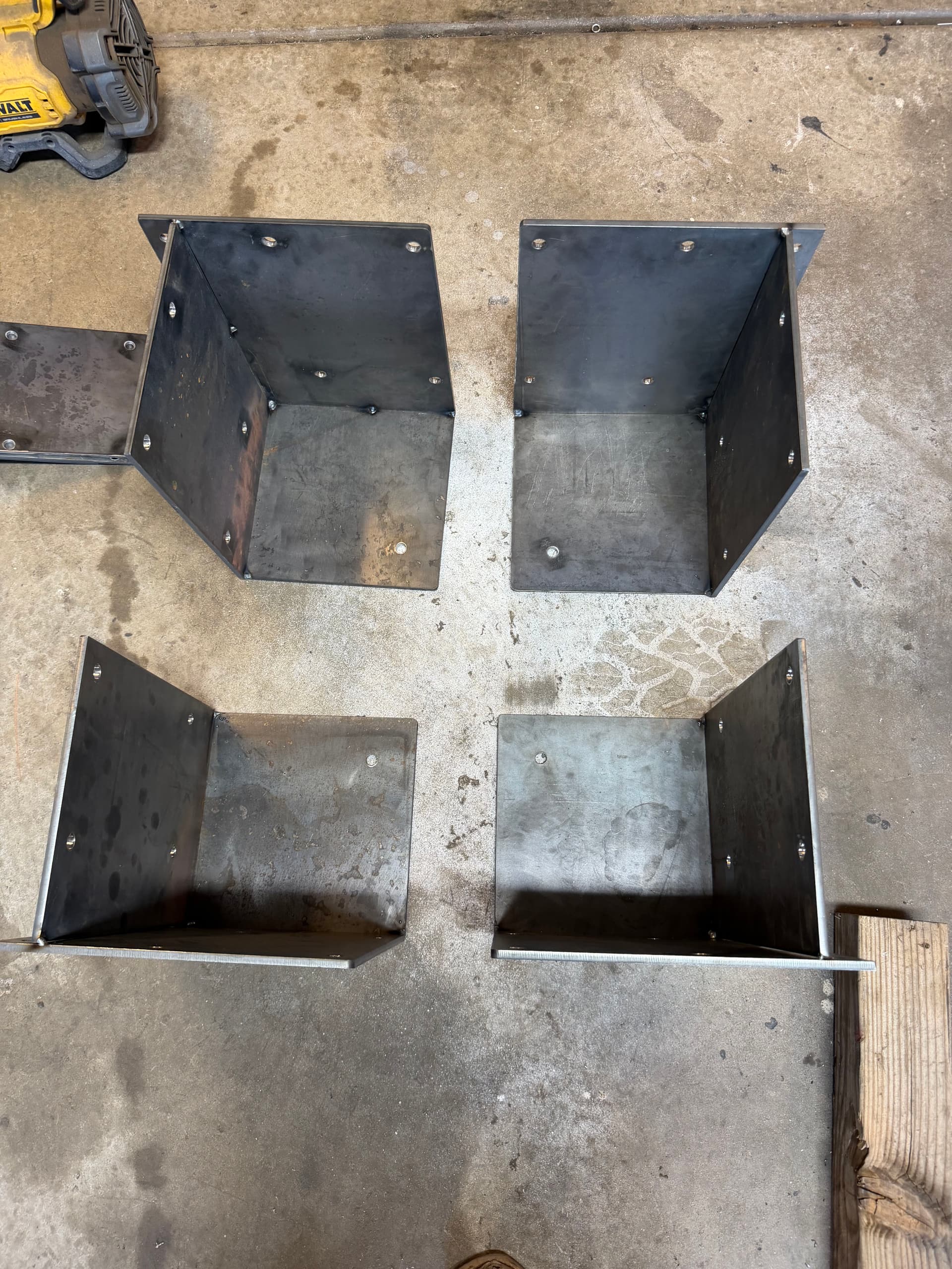 Gallery photos for Custom Fabricated Truck Bed Camper Mounts Built to Spec: Image #1