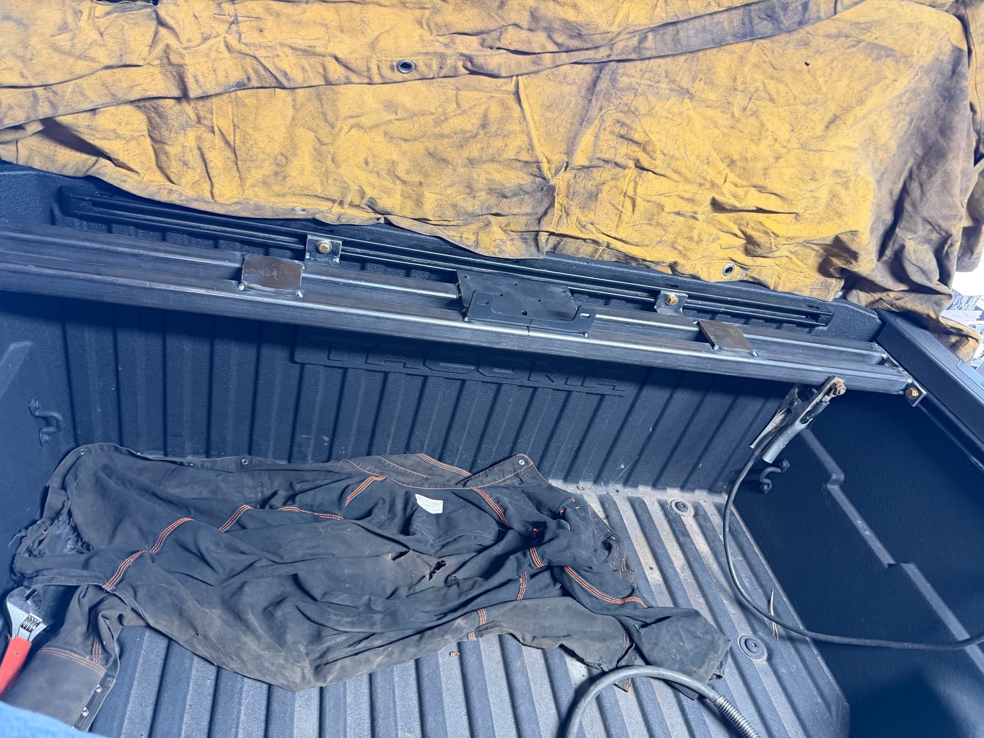Gallery photos for Electric Winch Install on a Toyota Tacoma for a Local Ice Cream Cart Business: Image #3